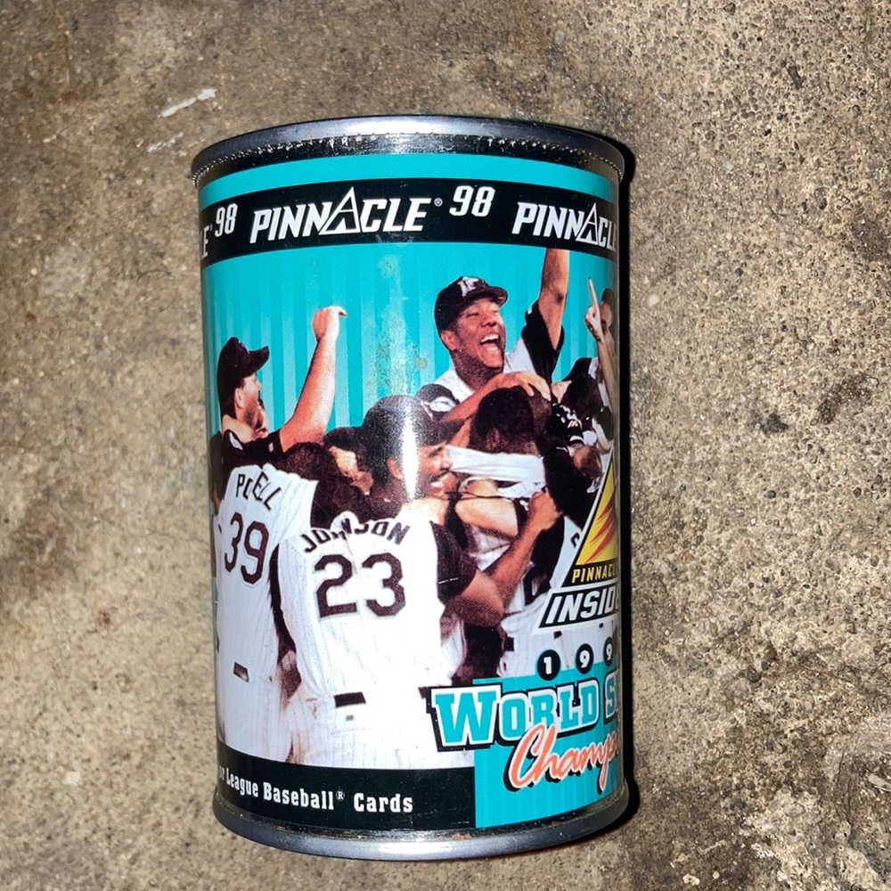🏟⚾️ Pinnacle 98 Florida Marlins 1997 World Series Champions Cards Can ⚾️🧢